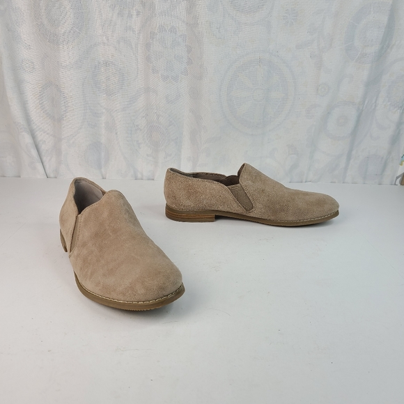 Franco Sarto Pardon tan suede leather slip-on loafers women's size 10 - Picture 3 of 12